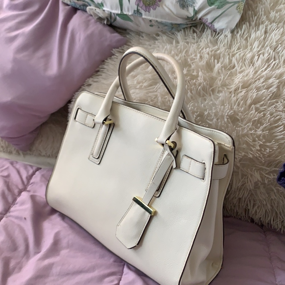 Purse - Picture 2 of 6